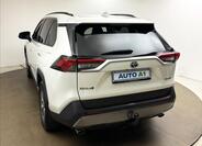 Toyota RAV4 6