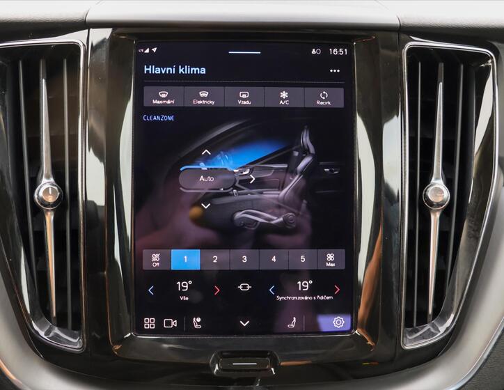 Volvo XC60 27