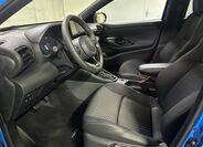 Toyota Yaris 9