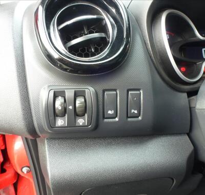 Opel Vivaro 32