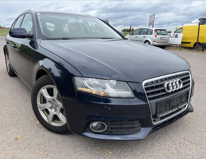 Audi A4 40