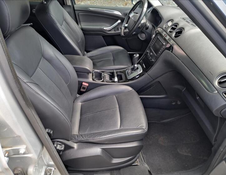 Ford S-MAX 15
