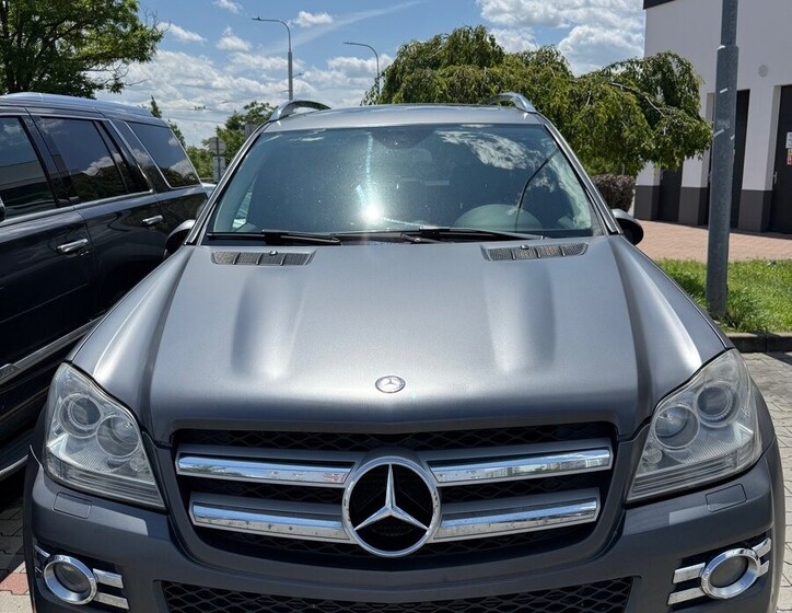 Mercedes-Benz GL 1