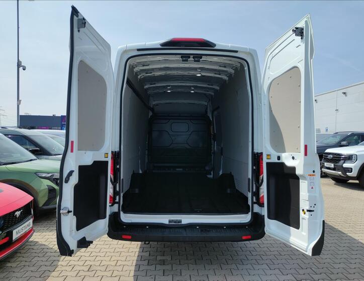 Ford Transit 10