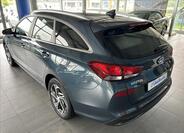 Hyundai i30 4