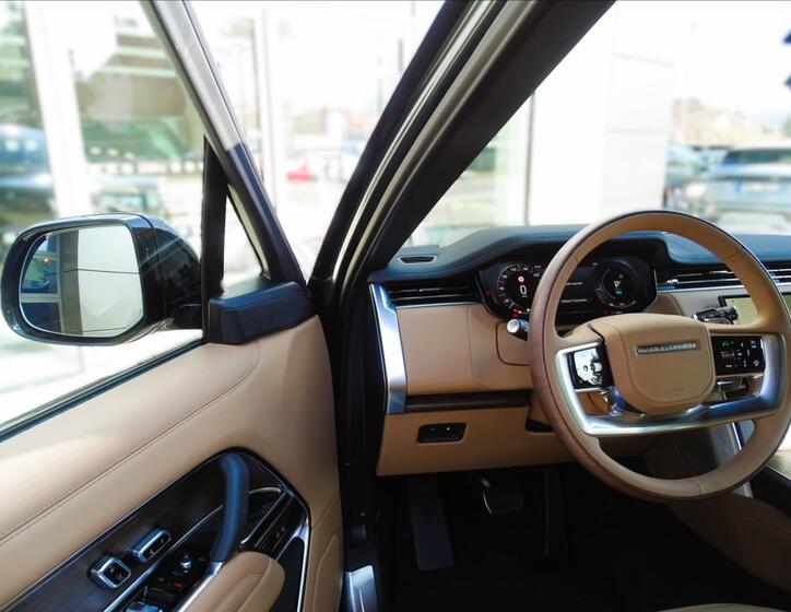 Land Rover Range Rover 7