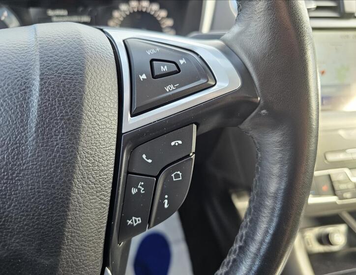 Ford Mondeo 17