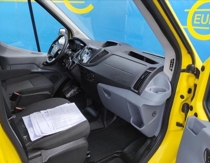 Ford Transit 12
