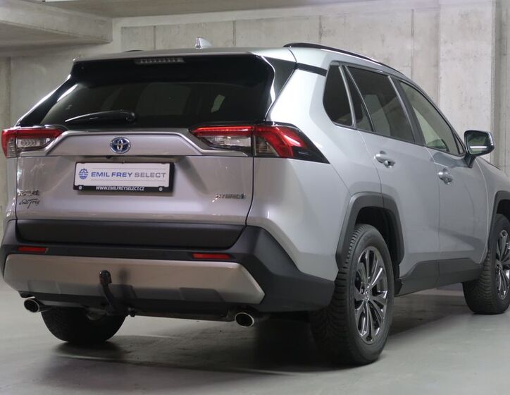 Toyota RAV4 5
