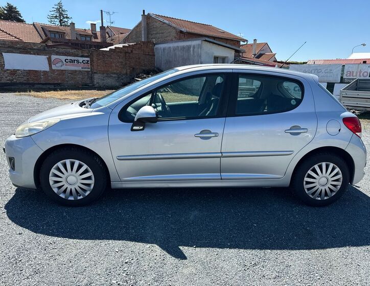 Peugeot 207 7