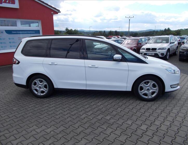 Ford Galaxy 7
