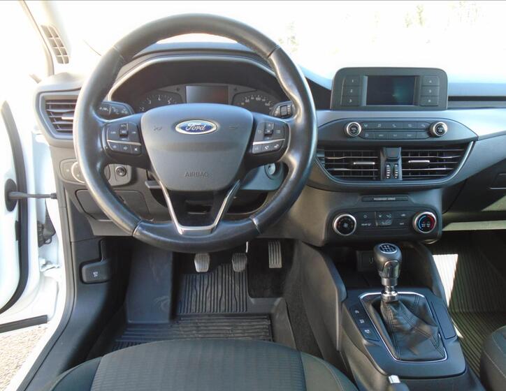 Ford Focus 9