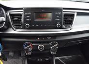 KIA Rio 37