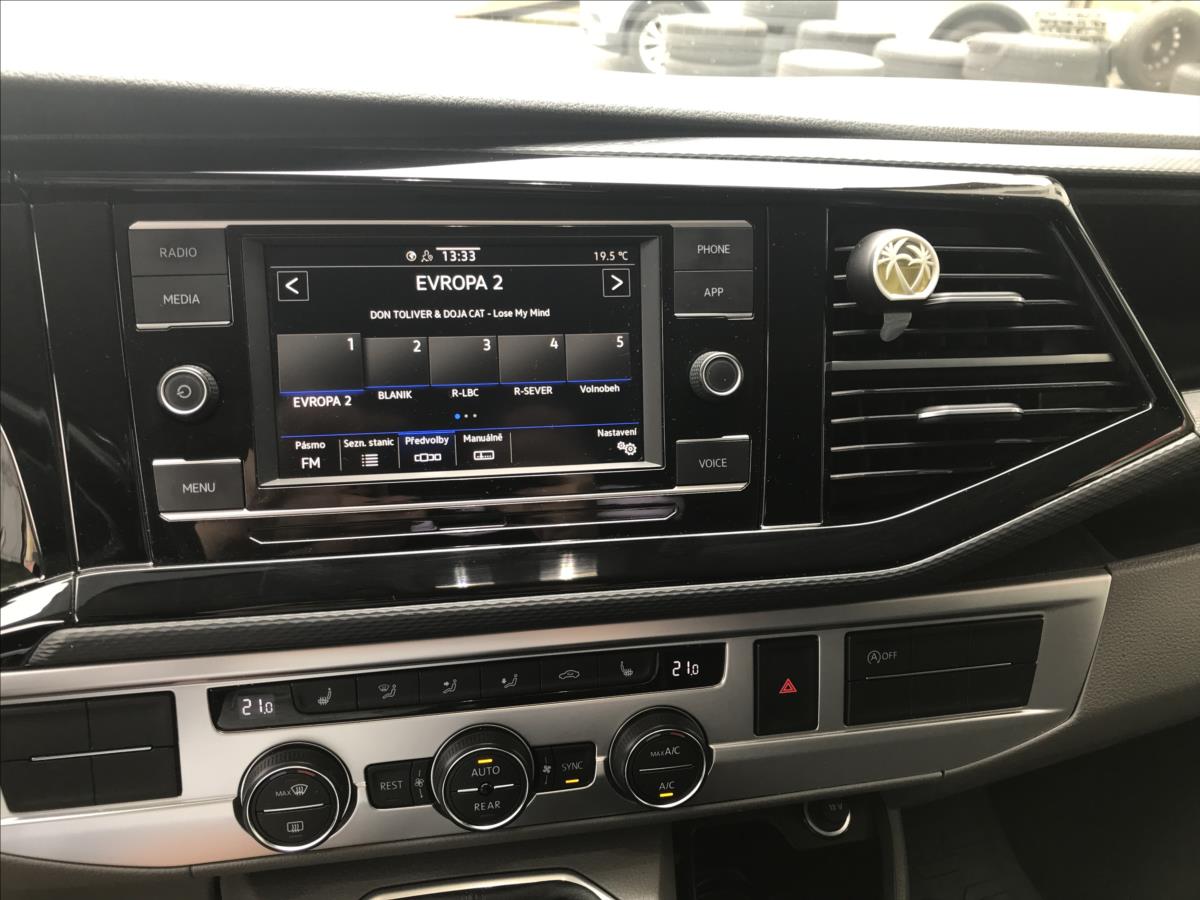 Volkswagen Caravelle