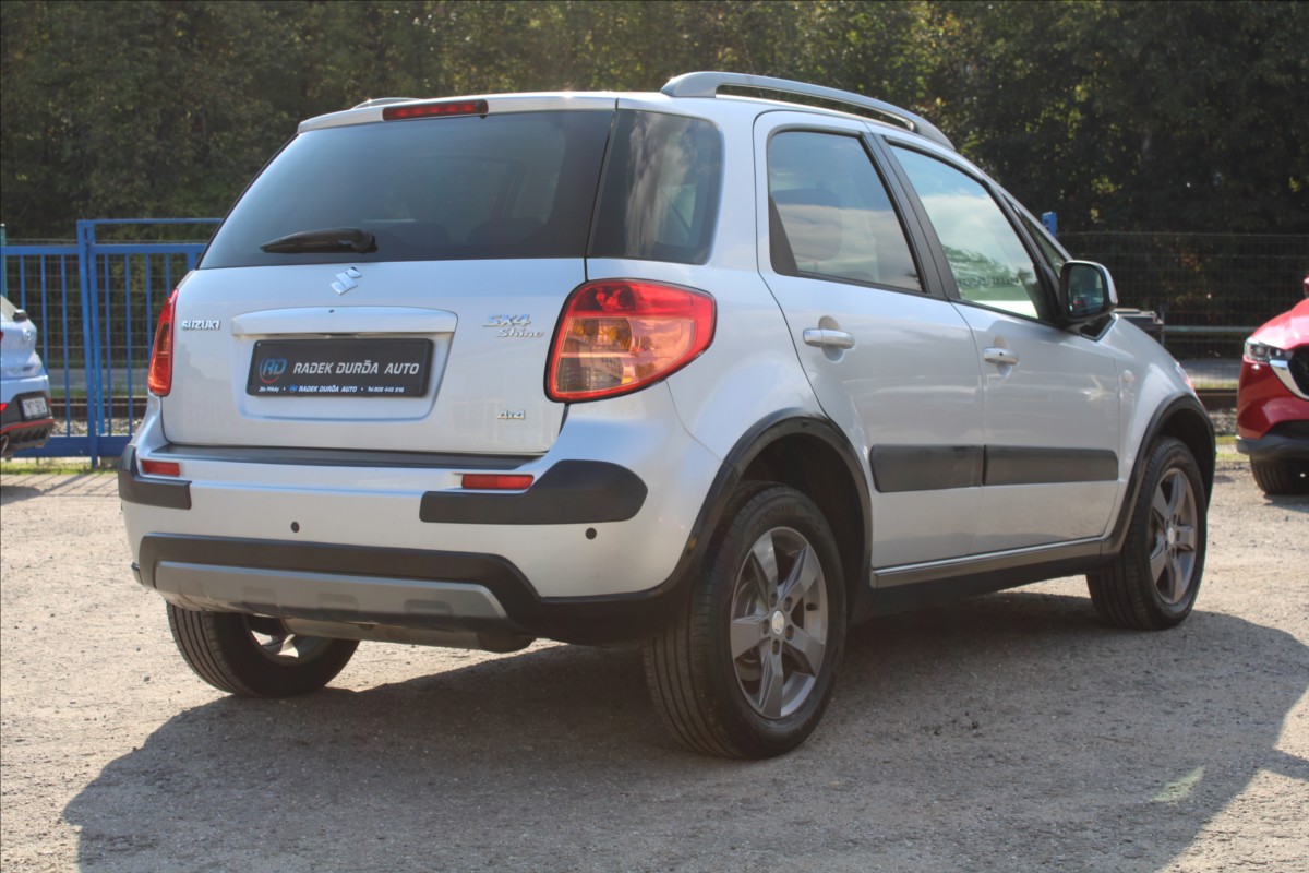 Suzuki SX4