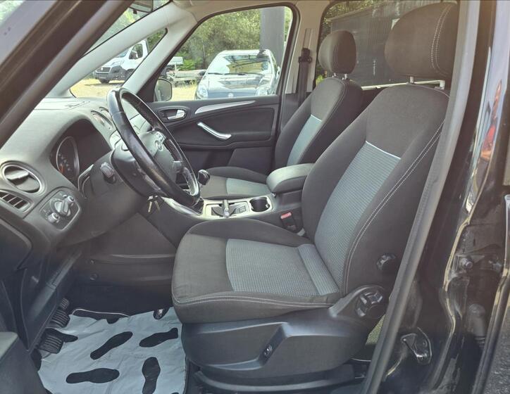 Ford Galaxy 7