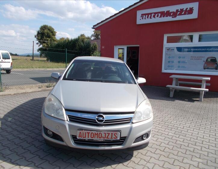 Opel Astra 2