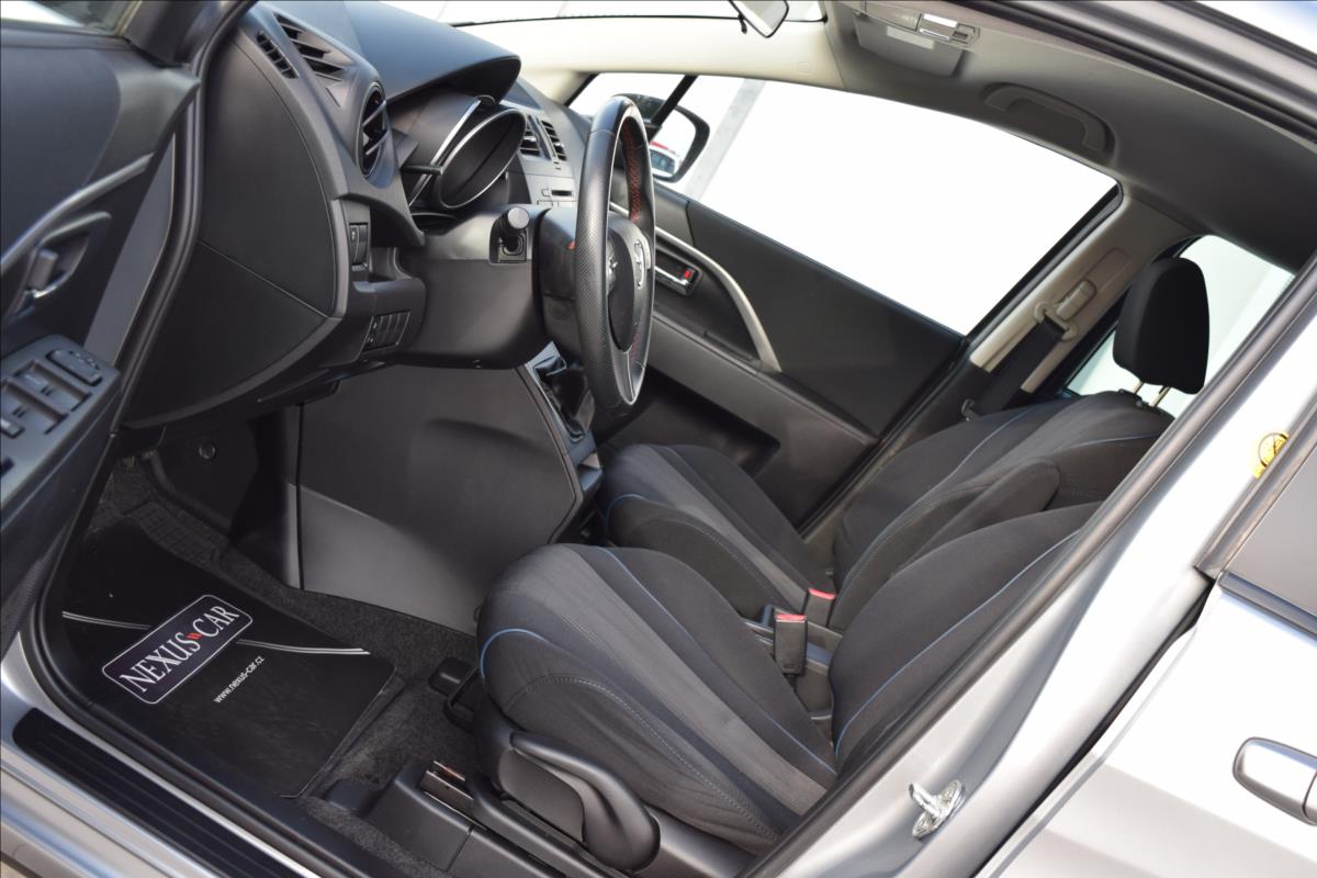 Mazda 5