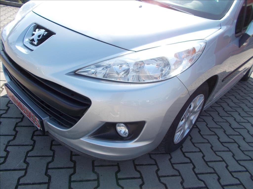 Peugeot 207 7