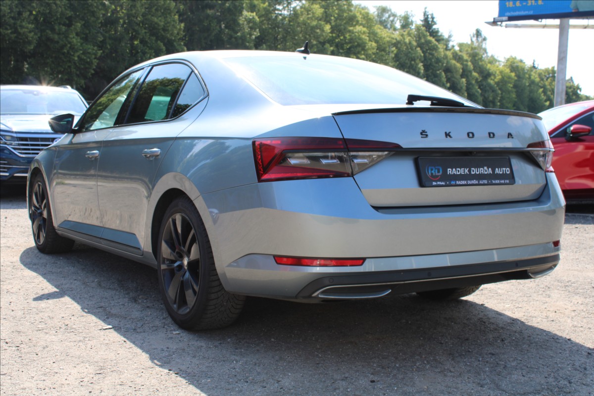 Škoda Superb