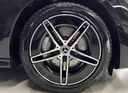 Mercedes-Benz Třídy E 8