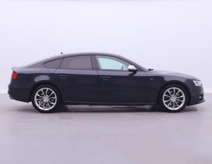 Audi S5 8