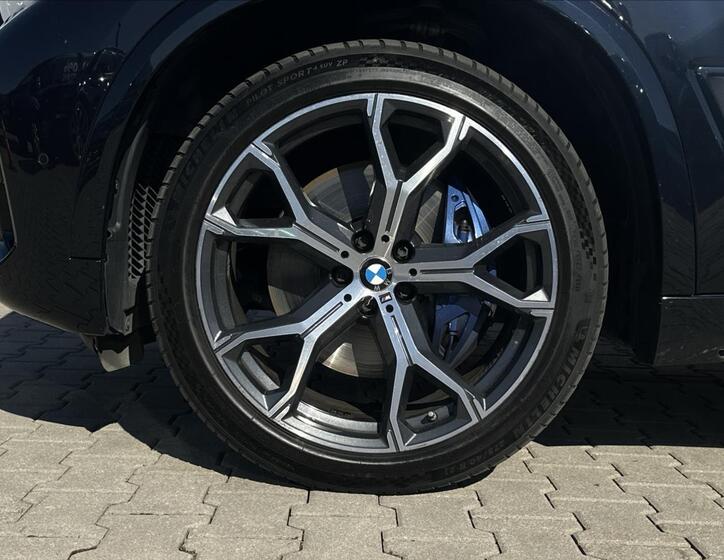 BMW X5 9