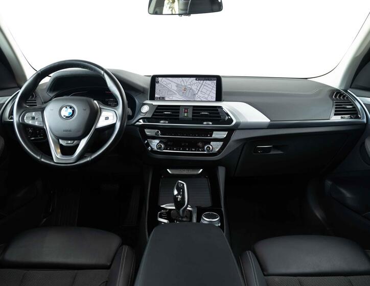 BMW X3 8