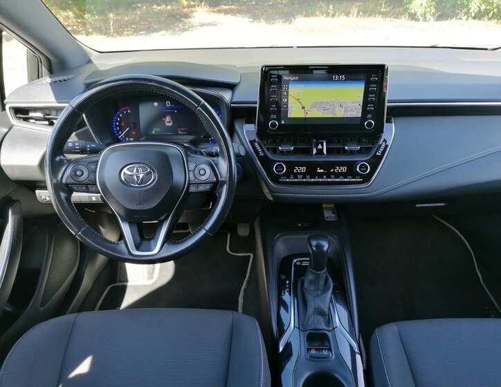 Toyota Corolla 9