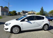 Opel Astra 9