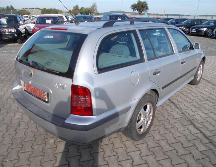 Škoda Octavia 11