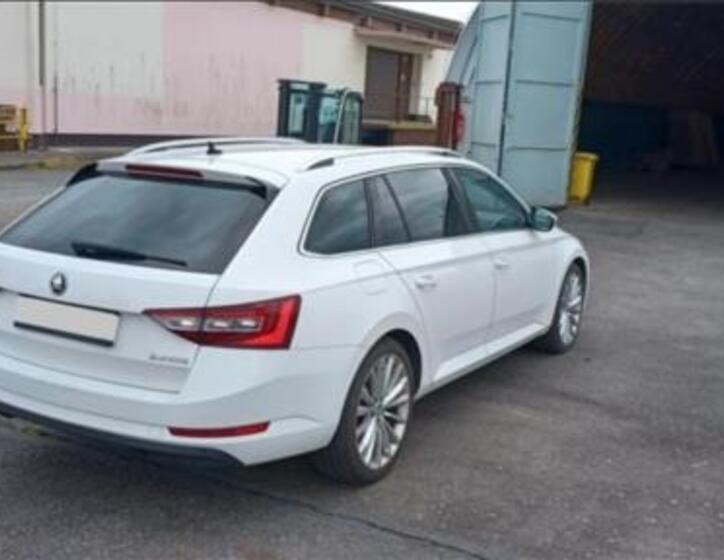 Škoda Superb 2