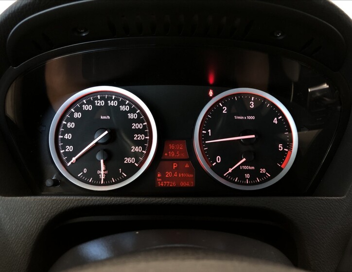 BMW X6 22