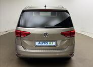Volkswagen Touran 5