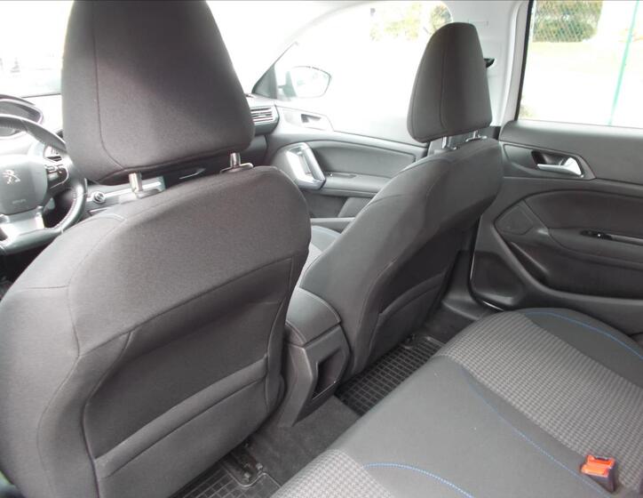 Peugeot 308 15