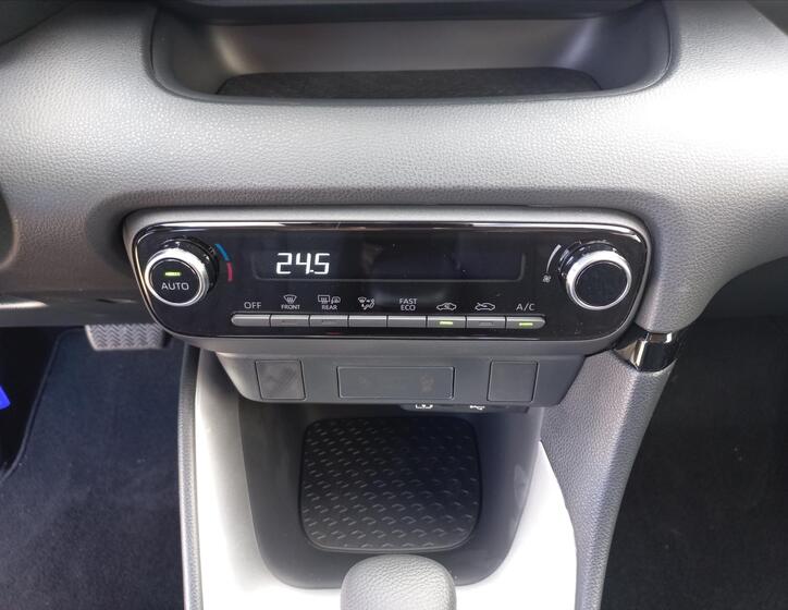 Toyota Yaris 20