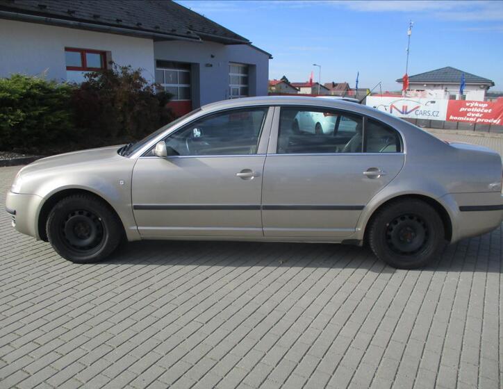 Škoda Superb 2