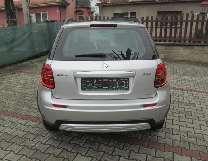 Suzuki SX4 7