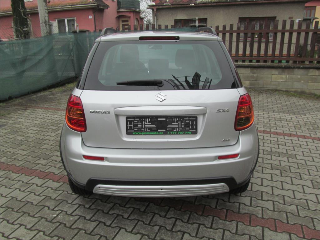 Suzuki SX4