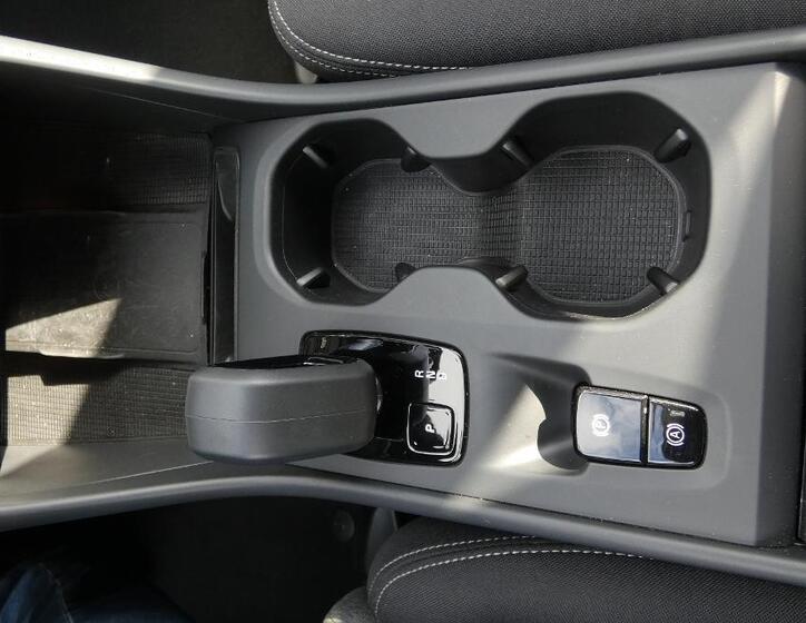 Volvo XC40 17