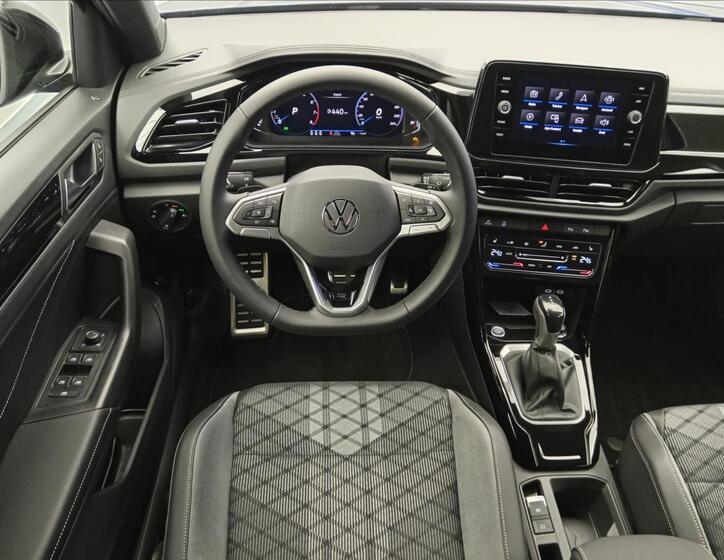 Volkswagen T-Roc 11