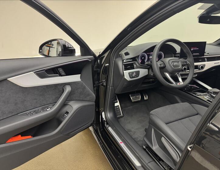 Audi A4 40