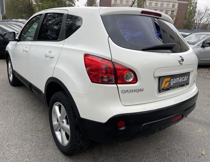 Nissan Qashqai 12