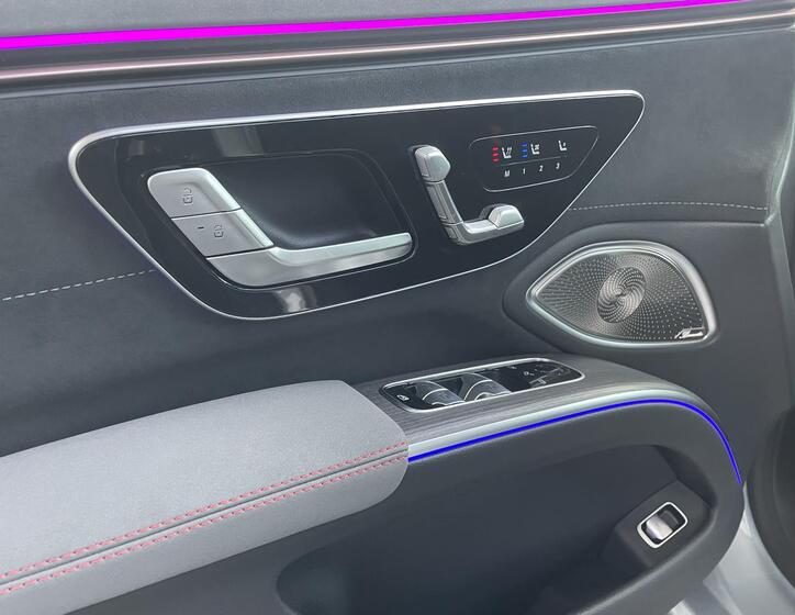 Mercedes-Benz EQS 7