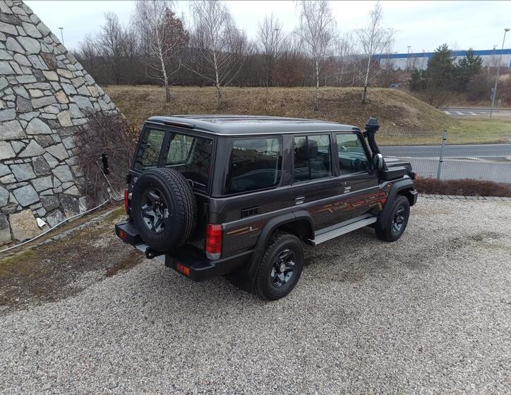 Toyota Land Cruiser 7