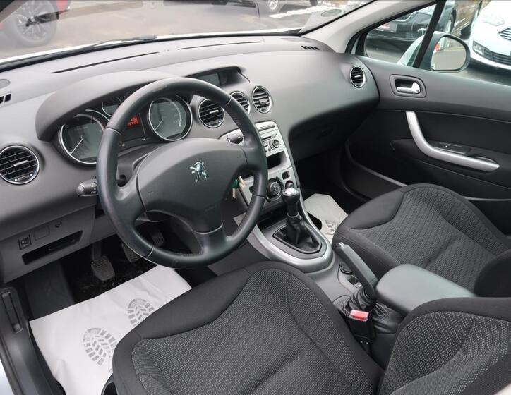 Peugeot 308 9