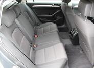 Volkswagen Passat 18