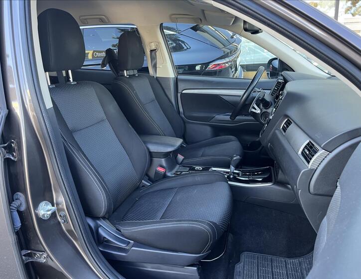 Mitsubishi Outlander 19