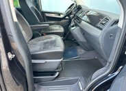 Volkswagen Multivan 11