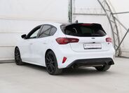 Ford Focus 10